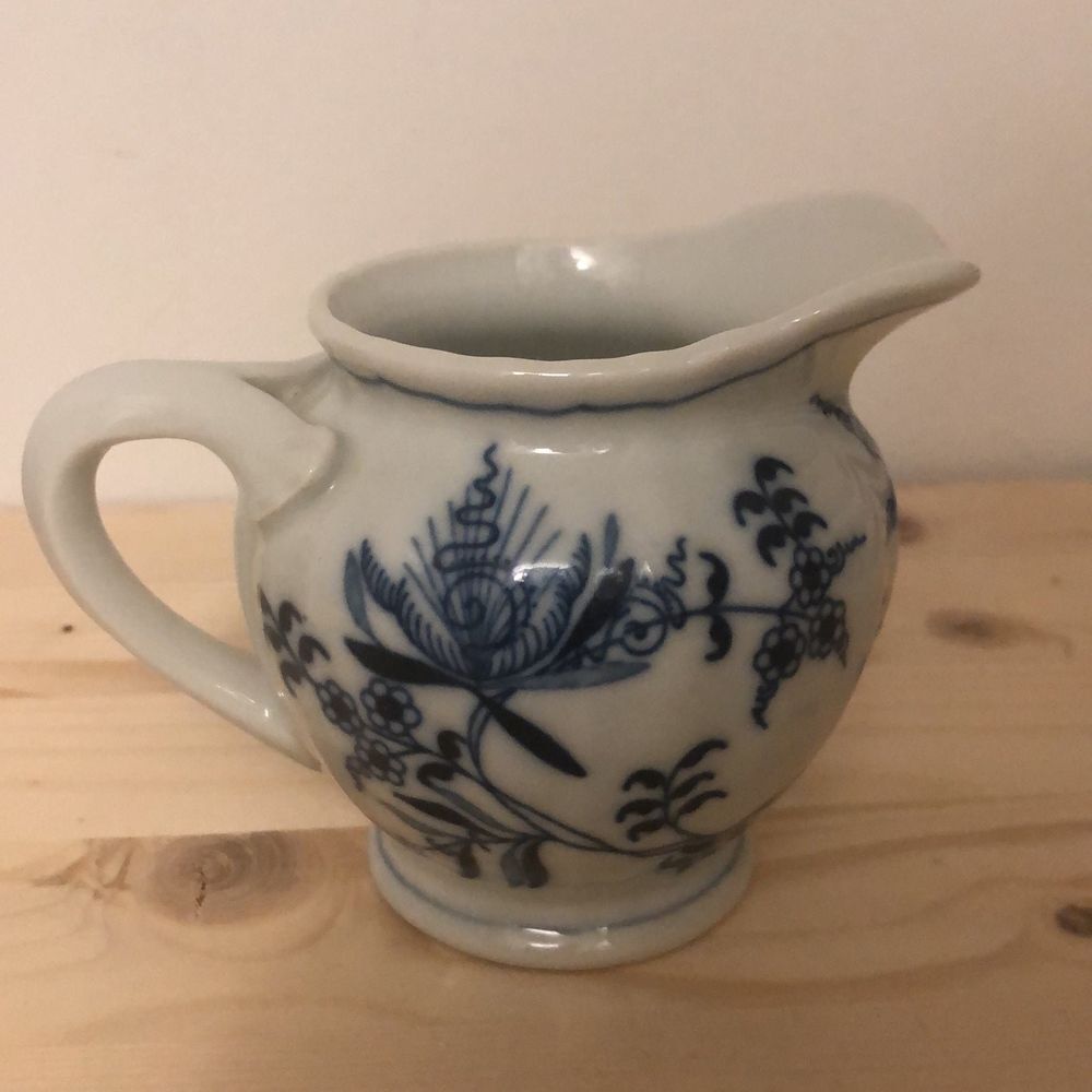Vintage Blue‎ Danube China Creamer EUC